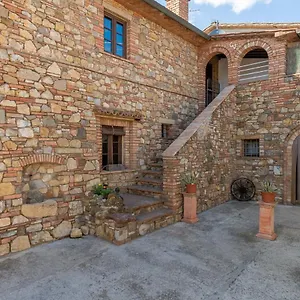 Casa Vecchia And Parking , Gambassi Terme Italie