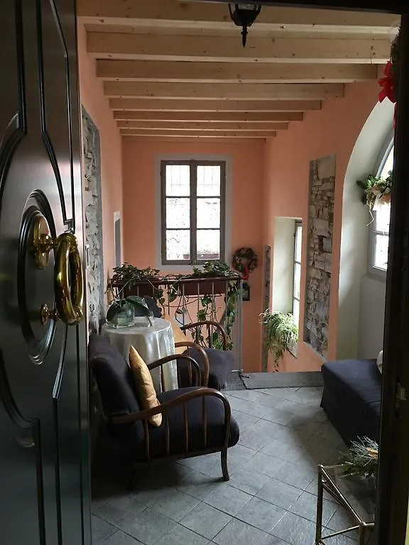 B&B Storico Como 2*,